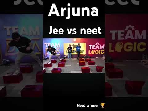 Arjuna jee vs Arjuna neet #shorts#jeebatch#neet#physicswallah#mrsir#saleemsir#vipinsir#sampatimam#ai