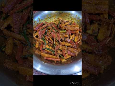 Agar ye achar mil jaye to ek 1 ki jagah 4 roti kha jaye ge #trending #food #cook #recipe #easy#viral