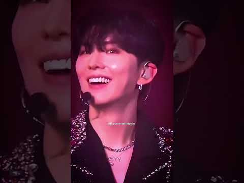 He knows 🥺 #monstax #monbebe #kihyun
