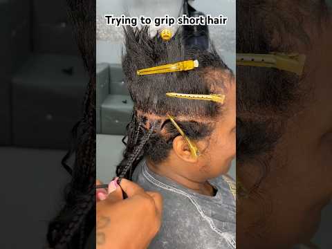 Trying to grip short hair is a struggle at times. I can’t try this one ever again #shorthair #braids