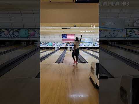 Day 90 Of One Strike A Day Ball Used: Journey 🦄#2handedbowling #bowlingislife #bowler