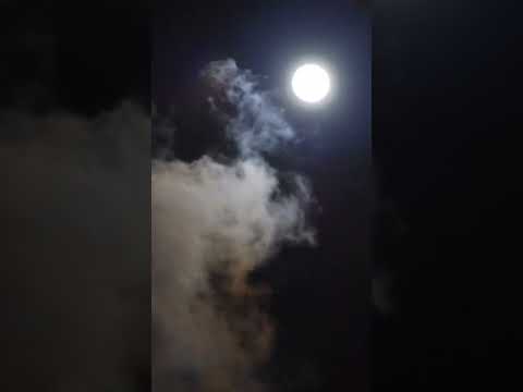 चांद को रोकने की कोसिस हो रही है #moon