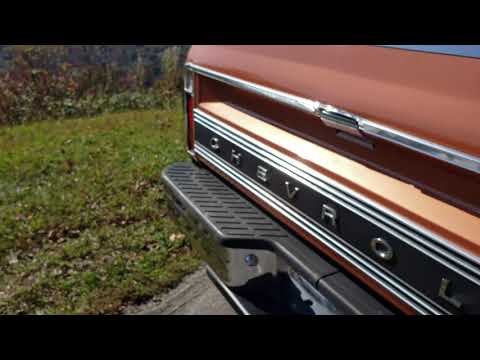 1971 Chevrolet C10 LWB Walkaround