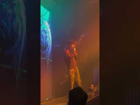 Một đêm thật lung linh tại Khu 13. Thank iu tất cả mọi người #SpaceSpeakers #GONZO #Dear