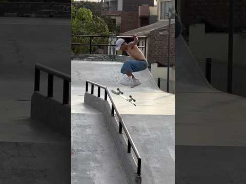 a lot of skaters kant relate 😌 #skateboarding #skate  #shorts