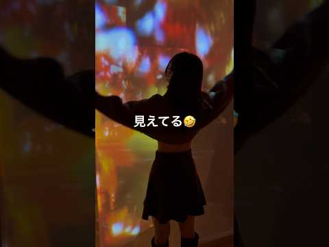 友達の服装が丸見えすぎるww #shots