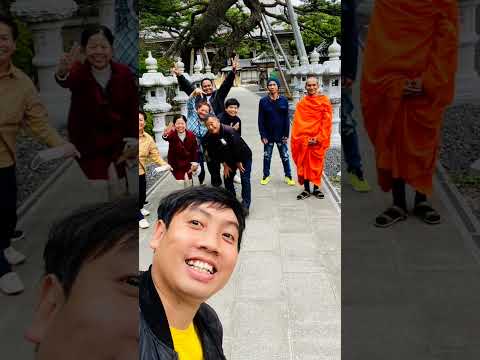 ผมมากับพระ