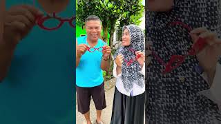Glasses Challenge VS Laugh Attack = Hilarious 😀😆😀