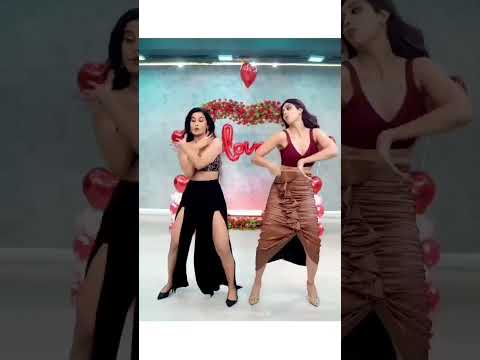 #love #bollywood #newsong #dance #song#itschetan #shorts#shortvideo#hindisong #yrfmusic #funnysports