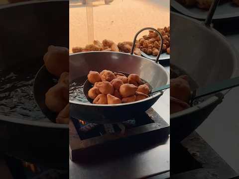 গরম গরম সিঙ্গারা 🤤#singara #strretfood #aloosamosa #singararecipe #yummyfood #ytshort #viralreels