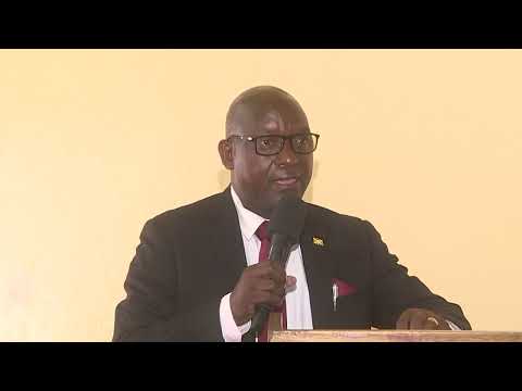 INSIGURO NYAMUKURU RY'UMWUZURI W'AMAZI YARENZE IKOMBE Y'IKIYAGA TANGANYIKA .