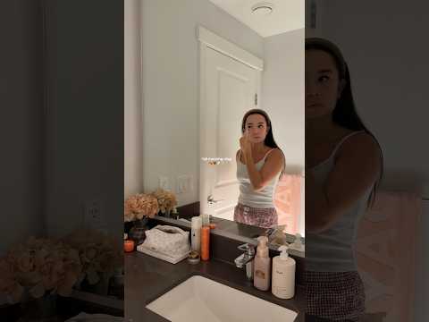 happy october!! 🍂🤎 #morningroutine