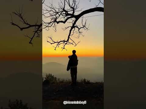 मेरी मंज़िल का हर रास्ता पहाड़ों की ओर जाता है। #love  #mountain#pahad #pahadquotes