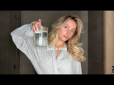 spend the day with me vlog (eating good, walking around london, life updates)