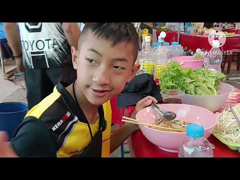 #อาหารไทย #cooking #อาหารจีน #ก๋วยเตี๋ยวเนื้อเปื่อย #ก๋วยเตี๋ยวเนื้อลูกชิ้น #กินก๋วยเตี๋ยวกับผักสด