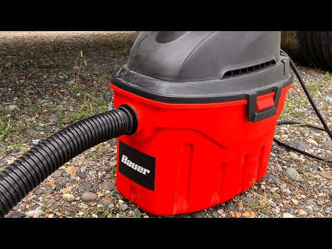 Bauer 3 gallon mini shop vac.
