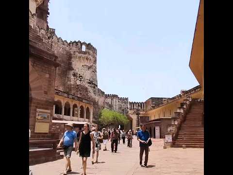 🎀👛 #jodhpurdiaries #meharanfort #fort #jodhpur #youtubeshorts #ytshorts #viralvideo