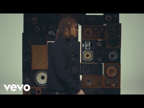 Q - THE HIDE (Official Audio)