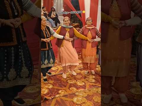 Himachali Wedding Pahadi Naati Dance