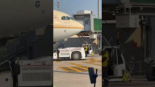 Saudi airlines Airbus A330 #shortvideo #travel #saudiaarbia #love #saudiairlines #trending #trend