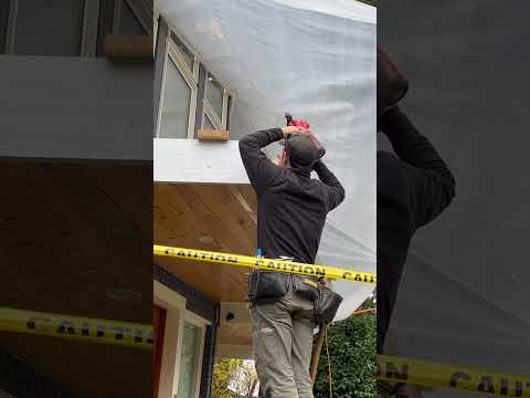 Installing facia by myself on a deck. #milwaukee #tools #construction