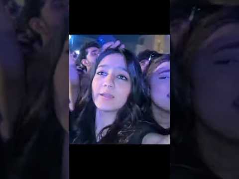 Rabia Faisal Spotted in a concert #rabiafaisal #sistrology #music #viral #concert #hirafaisal
