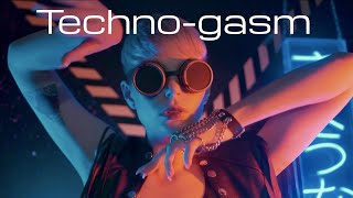 Techno-gasm  (Ibiza Nights)
