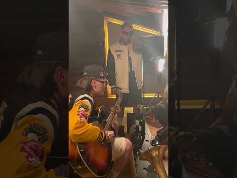 EL HECHIZO - Peso Pluma, Ovy On The Drums, que buen temazooo #elhechizo #ovyonthedrums #pesopluma