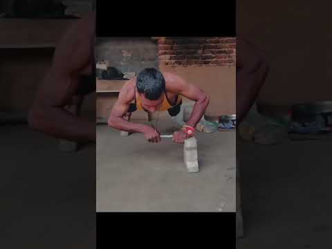 Push ups hardcore vs God mode.