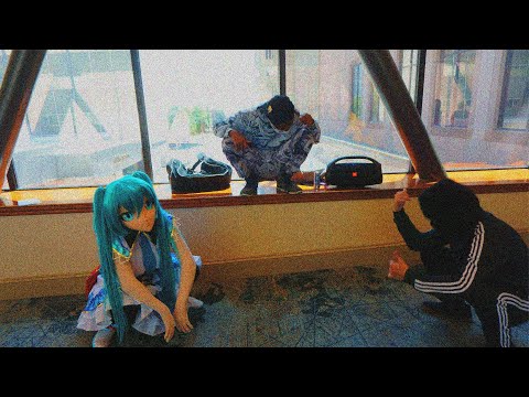 HARDBASS - Caramelldansen (Cosmowave Remix) [Ft. Hatsune Miku]