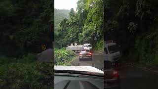 Dangerous roads of Kerala... Wayanad to Kozhikode... #drivingthroughhills #keralatourism #roadtrip