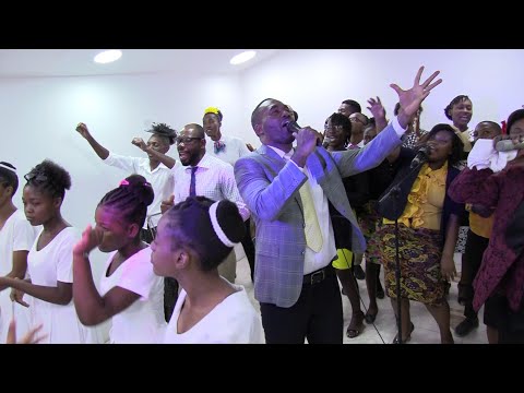 PLM AMEN 3 FOIS-MOMENT D'ADORATION ET DE LOUANGE...