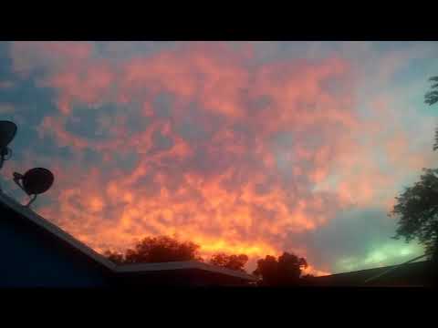 Arizona 🌄  fire 🔥 sky - 🆘Why is everyone so oblivious?😕 - 🚱Toxicity in the city 🚷