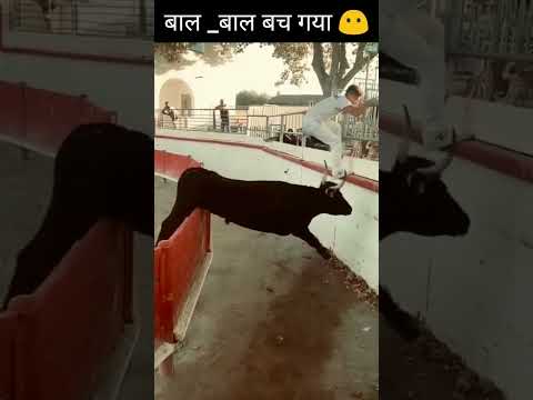 बाल _बाल बच गया ये आदमी 😶 wait for end...➡️#shorts #viral #facts #waitforend #funny
