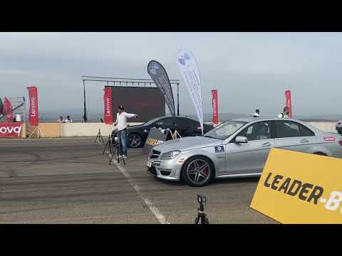 C63 AMG vs CLS63 AMG Drag Race