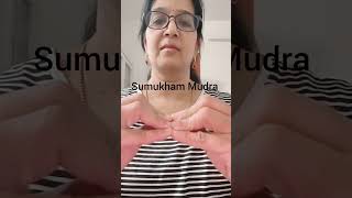 Sumukham mudra #mudratherapy #memorypower #concentration #mentalhealth #yoga#stressrelief