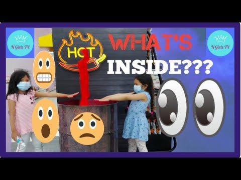 LOOK WHAT'S INSIDE??? | MACEY & CHELCY AT THE CARREFOUR BOOTH | N Girls TV