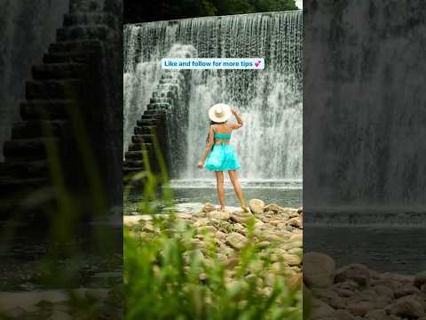 Poses with a waterfall🩵 #posing #howtopose #posesideas #poses #posingtips #shorts #viralvideo #pose