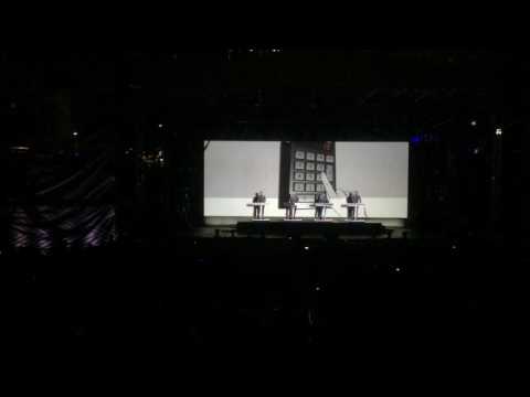 Kraftwerk - Pocket Calculator (DEMF 2016)