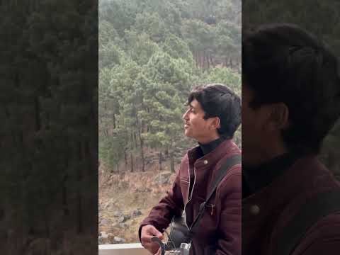 kya pyaara gaana h 🤍 #cover #guitar #incrediblehimachal #rain #guitarcover