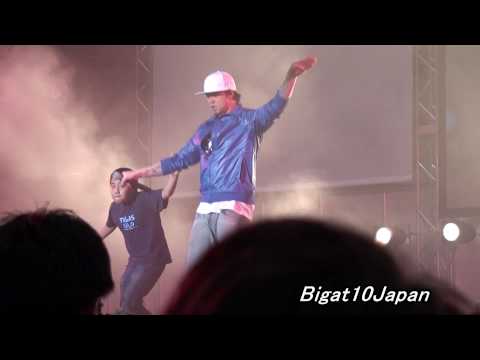 Billy Crawford & Little Boy @ Premium Philippine Fiesta 2010 in Japan