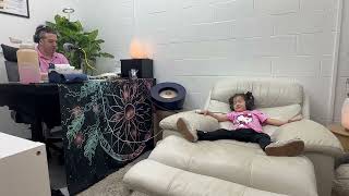 Feel Brave & Strong Hypnosis for Kids | Award Winning Anxiety Hypnotherapy Brisbane | Clive Westwood