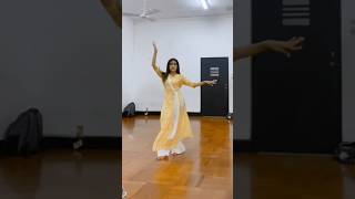 පොඩි Dance cover එකක් 🤍✨🪷 | Wageesha Salgado