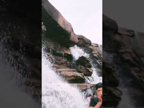 Bhadak mahadev waterfall,Bhilwara 😍🤩 #wateractivity #waterfall #bhilwara #destination #shorts