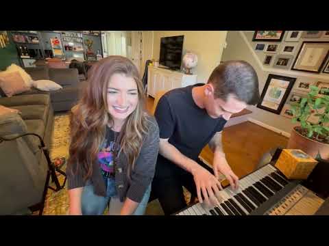 Tenille Townes covers Miley Cyrus "Flowers" on Piano