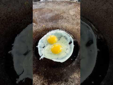 13 year Old boy Making Egg Rice just ₹50 #shorts #egg #humanstreetfood