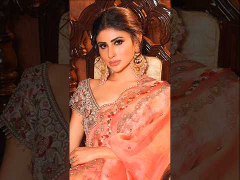 Mouni Roy bridal look Lahanga #mouniroy #shorts #romantic