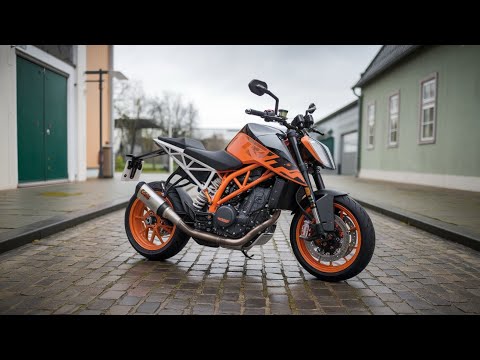 2025 KTM 990 Duke – The Ultimate Street Beast Unleashed!