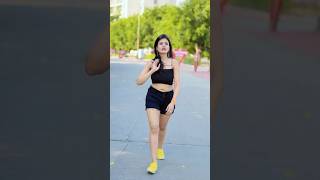 Wait for the end 😜🤣 #shorts #ytshorts #couplegoals #khwahishgal