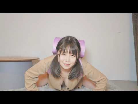 【ノーブラ】ロリが筋トレしたらGカップが暴れだしてまさかのポロリ…
